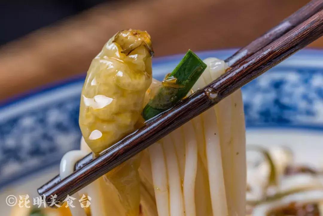 藏在昆明街巷里的10家米线店,昆明古镇米线店