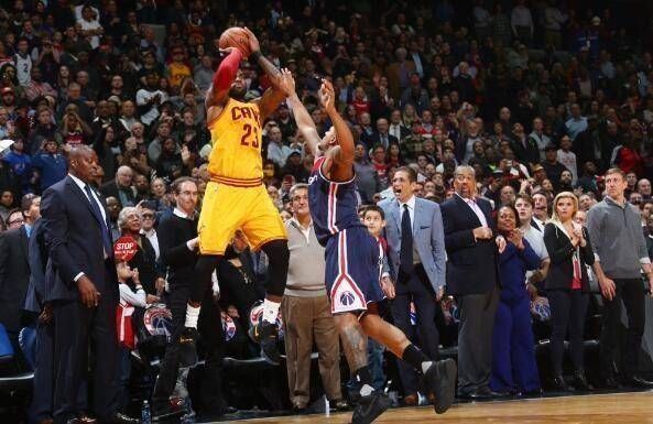 詹皇高难度绝杀,詹皇8秒绝杀视频