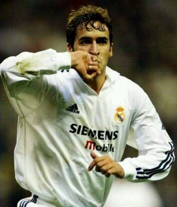 巴西著名的足球明星,足球明星前十名