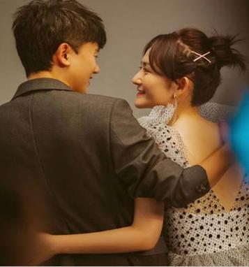 张杰谢娜爱情该有的模样,最初感情很好后来就变了