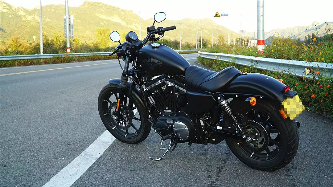 小姐姐为啥大爱硬汉？请看哈雷给出的答案