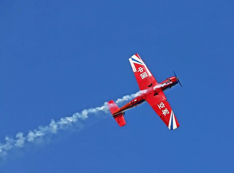 谁持彩练当空舞杀青特辑,谁持彩练当空舞电影预告片