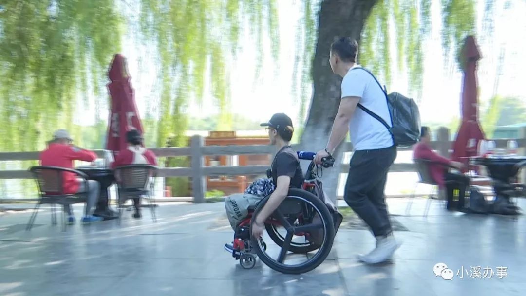 国庆假期，能否做到无障碍通行？老朋友带你一一体验！