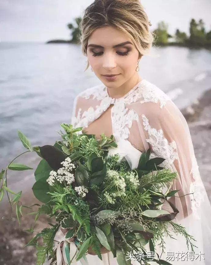 复古手捧花的最佳搭配,手捧花最佳搭配图片