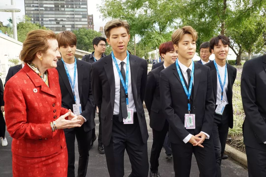 jennie闊╁浗绌挎惌,jennie绌挎惌鎺ㄨ崘