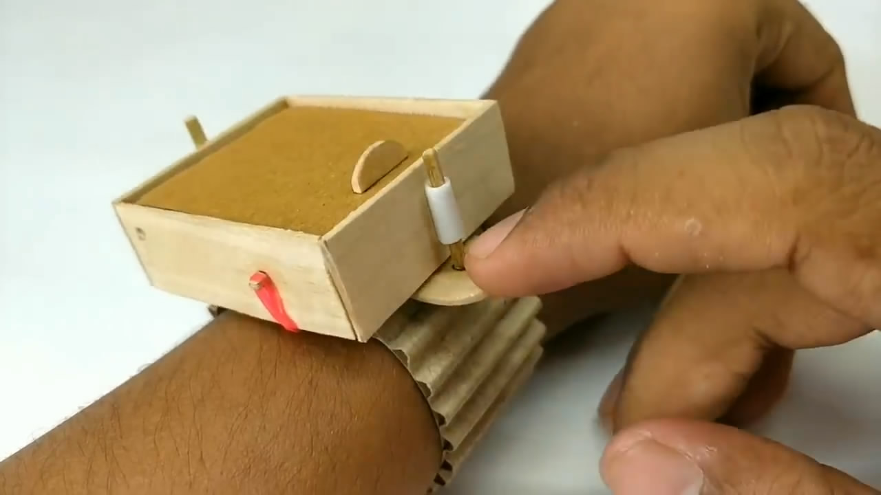 纸板玩具制作教程简易,纸板做的玩具又简单又好玩