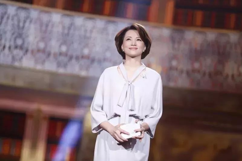 46岁董卿深度剖析,董卿的保养方法