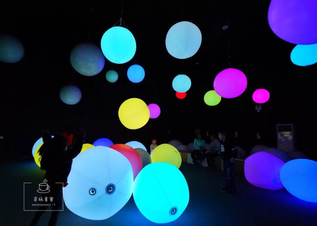 秦皇岛夜景海滩表演,秦皇岛北戴河风景区游玩攻略