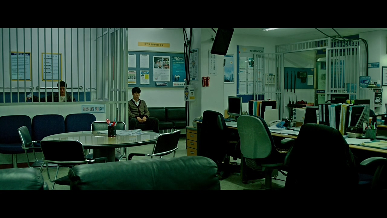 我把妹妹反锁在家，就出门喝酒去了：韩国电影无尿点系列