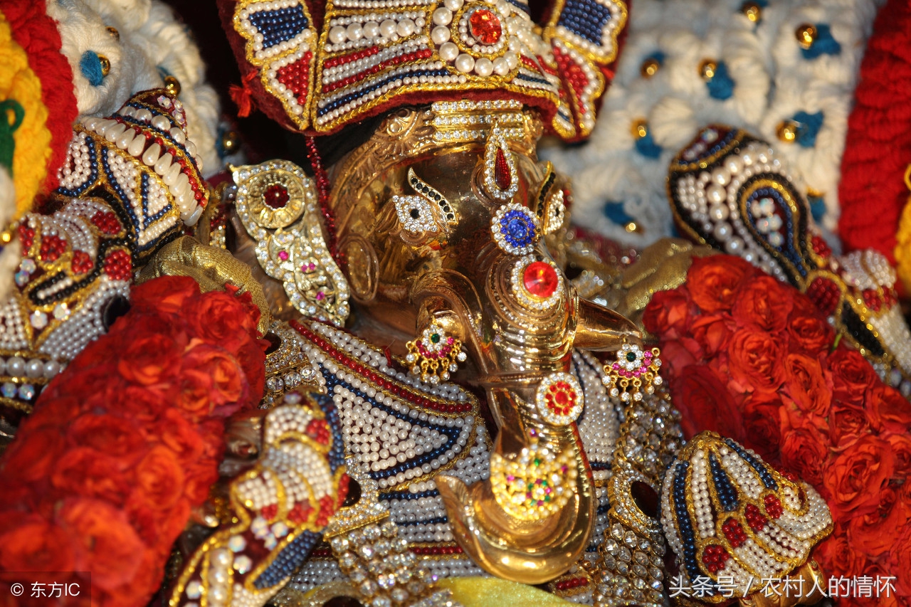 家里有观音和财神怎样摆放,家里的财神应该如何摆放好