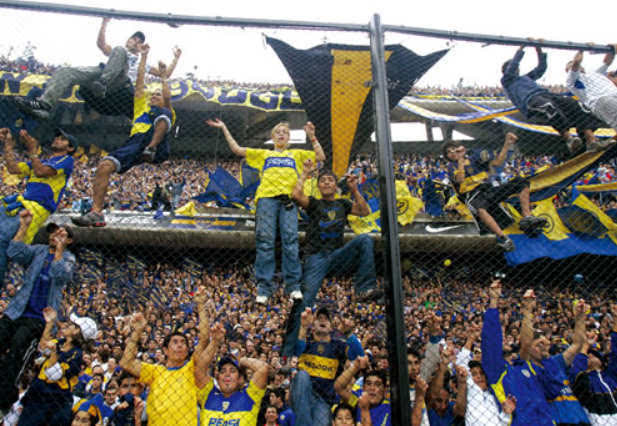 世界著名的十大足球场,世界十大著名足球场