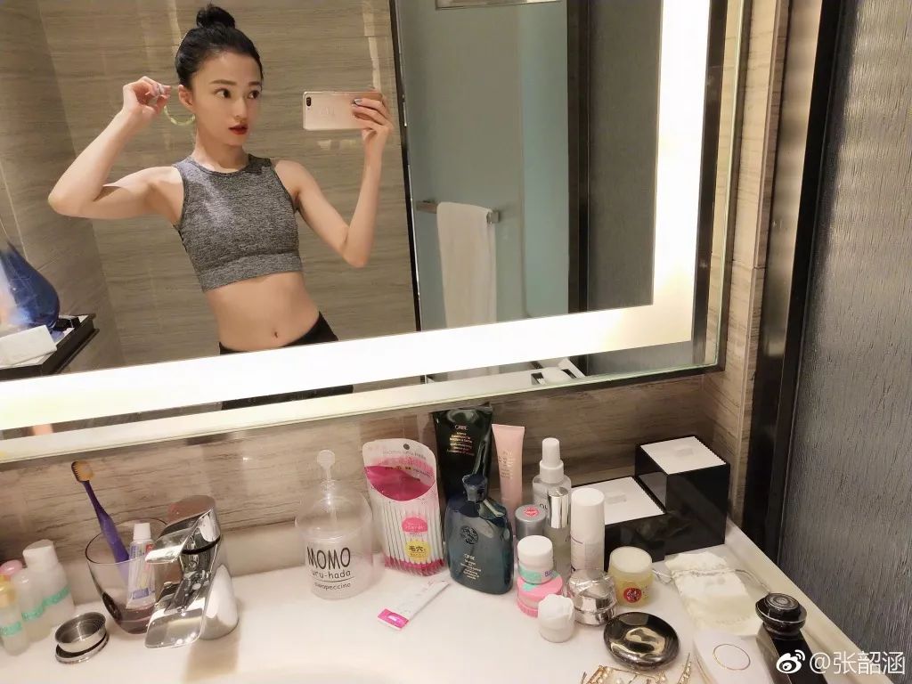 假期晒黑了怎么快速变白？试试刘雯、张馨予、林允的皮肤急救方案