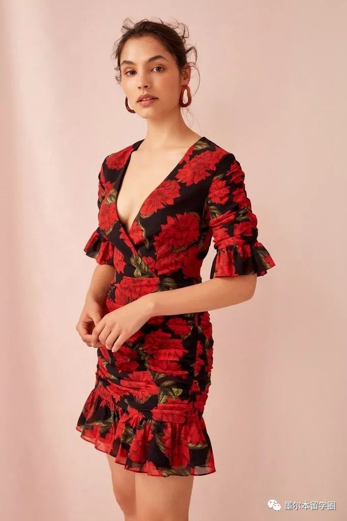 小仙女怎么能没有仙女裙呢,设计感小众仙女裙