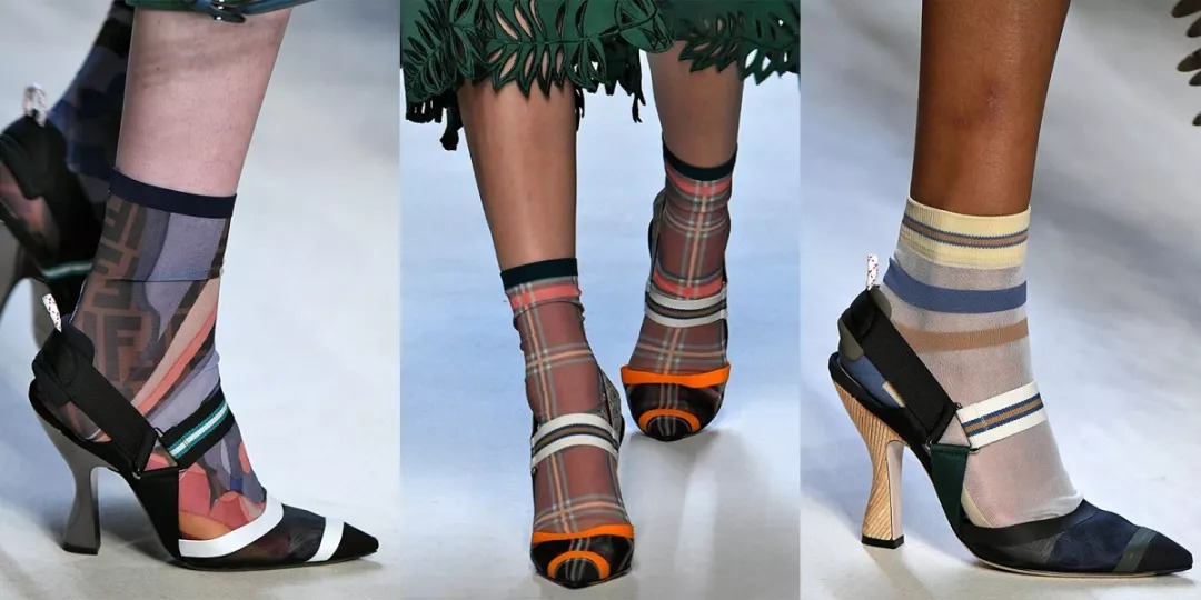 还在露脚踝露袜子高级又时髦,今冬不流行露脚踝了露袜才更时髦