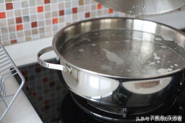 教你怎么让不锈钢锅变成不粘锅？保养得宜，10年都不用换