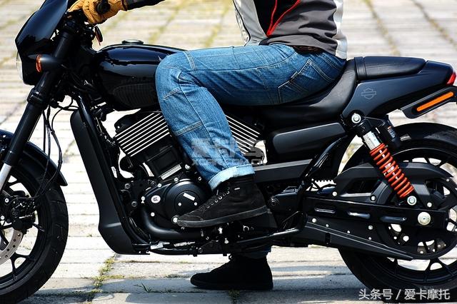 这不是你认识的哈雷试STREETROD750