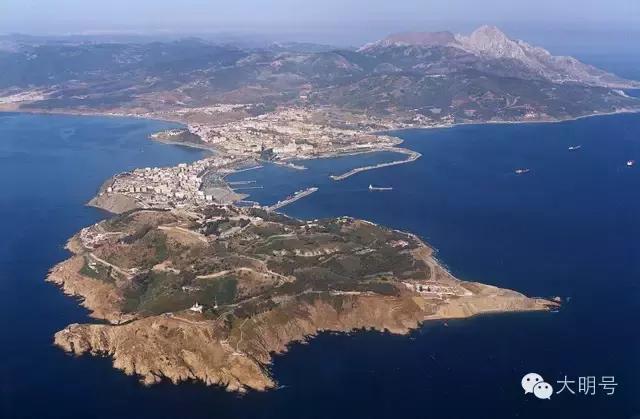 陆地边境线最长的10个国家,最短的两国边界线