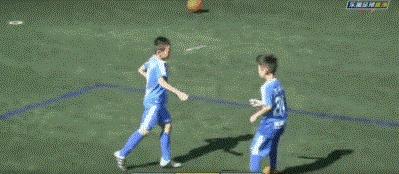 中国足球小将对日本足球比赛,中国足球小将赢马德里竞技