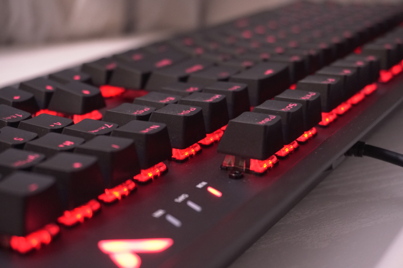 雷柏v780防水机械键盘,雷柏V580防水背光游戏机械键盘