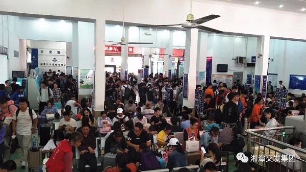 湘潭交发集团国庆期间发送旅客223万人次