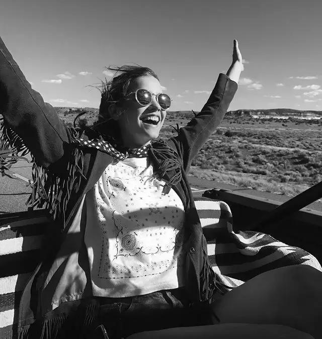 发朋友圈42种拍照技巧,朋友圈九张图拍照技巧