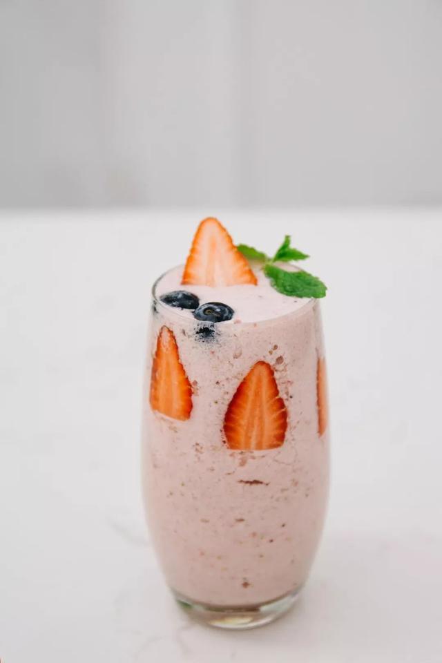 ladym用的什么牌子的奶油,ladym蛋糕6寸白桃乌龙测评