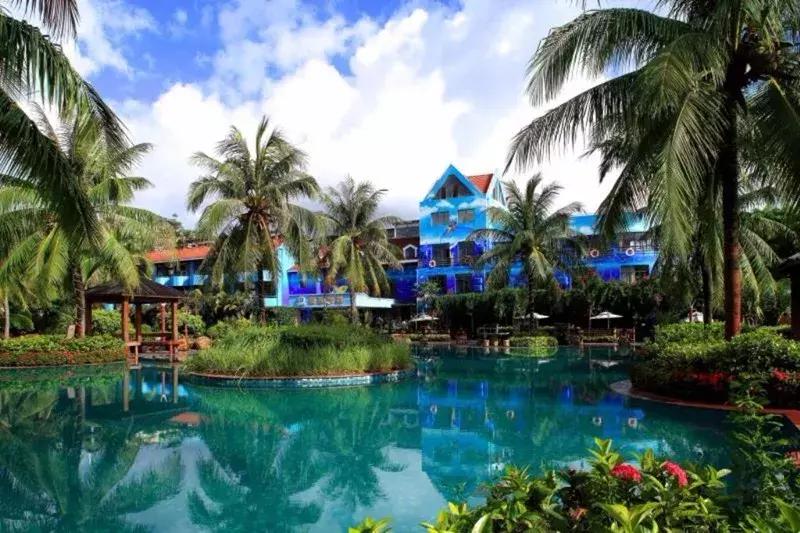 海南万宁日月湾冲浪攻略,海南日月湾冲浪