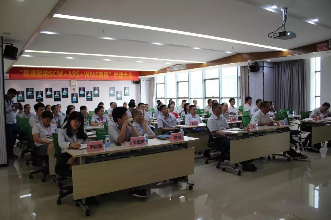 鍏勫紵鎼烘墜骞惰偐鍏卞垱杈夌厡,鐟炲痉绮惧伐