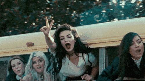 10月新低！广州出发机票仅180块！坐飞机玩转抖音最火网红地