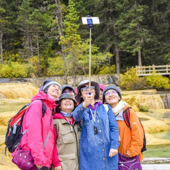 九寨和黄龙旅行,九寨黄龙峨眉乐山