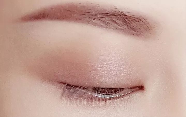 单眼皮不画眼线只画眼影好看吗,同样的单眼皮为啥觉得你的好看