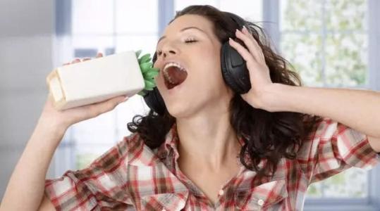 唱歌的时候怎么控制嘴型,唱歌对嘴型有没有要求啊