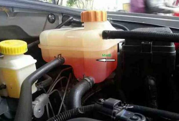 汽车出现暂时怠速不稳是怎么回事,汽车抖动怠速不稳是什么问题