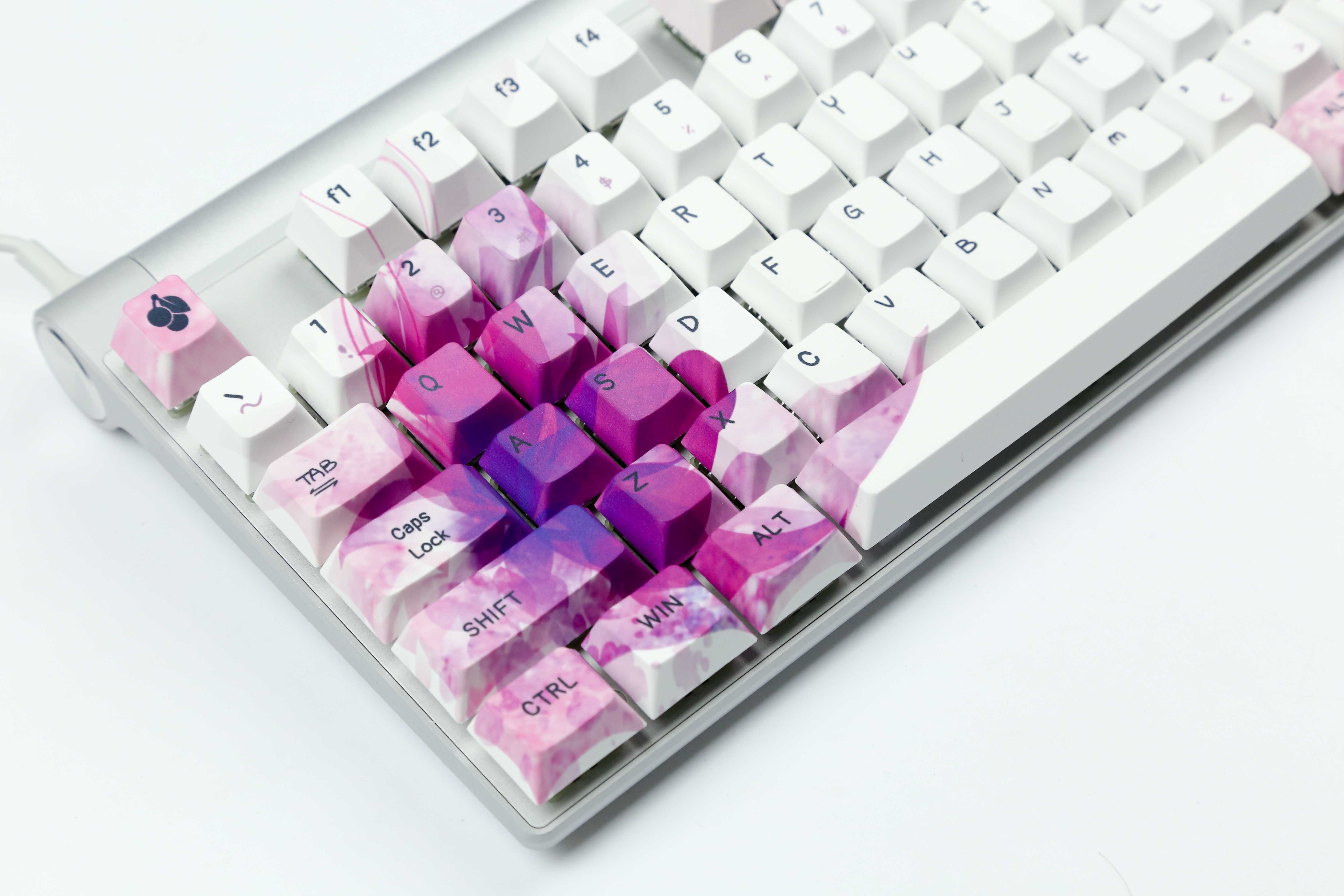 樱桃8.0定制款,樱桃8.0和8.2哪款值得购买