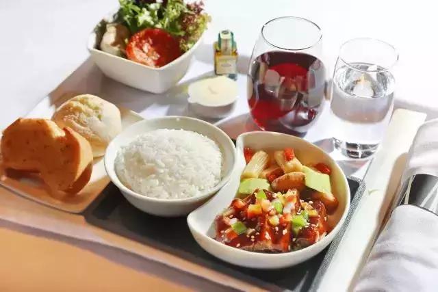 哪些飞欧洲航班有超级经济舱,飞国外哪几个航空比较好