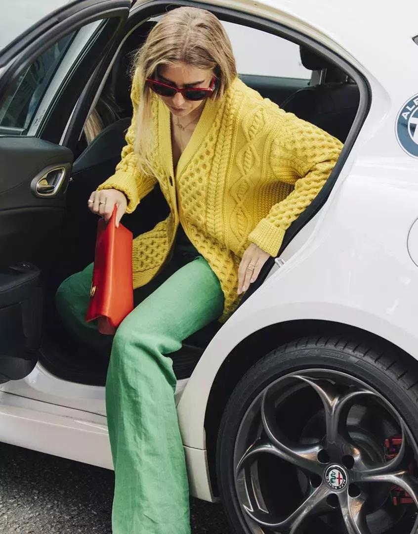 好好穿衣是对生活的尊重,好好穿毛衣是对冬天的尊重