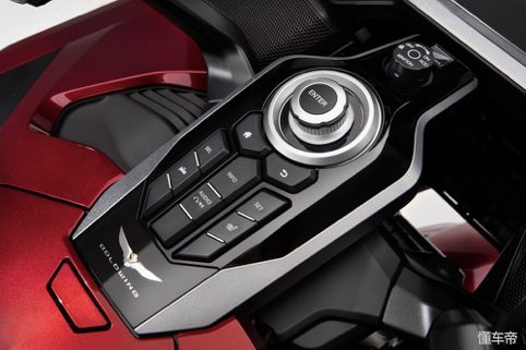 本田金翼gl1800试驾,2022款本田金翼视频试驾