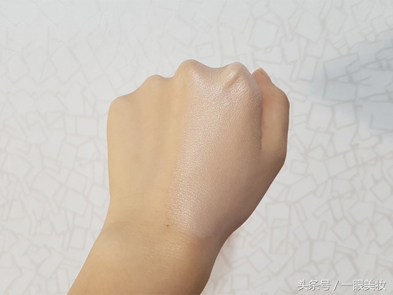 赫拉气垫和blankme哪个好用,韩国赫拉气垫经典款