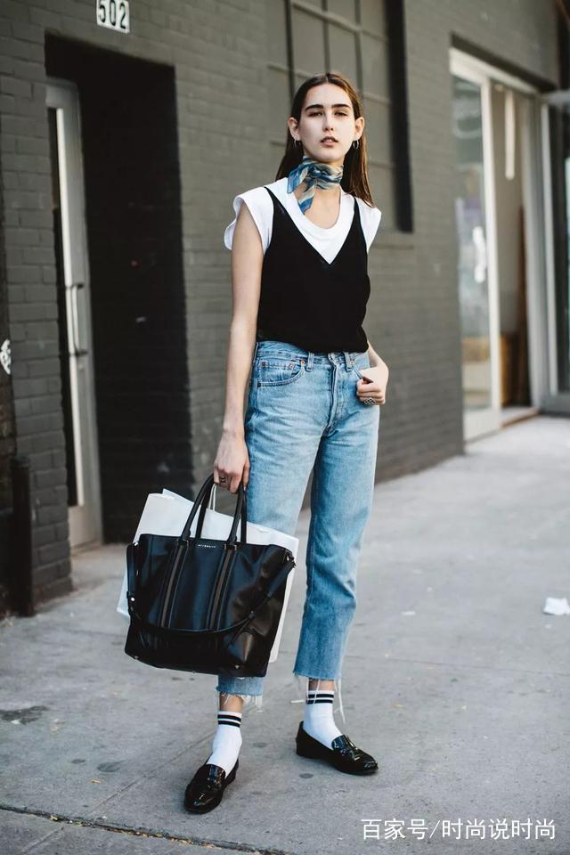 属于袜子的黄金时代来了！学会这些搭配！再也不用傻傻的露脚踝了