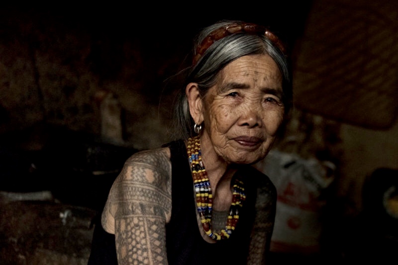 一百多岁的纹身师,中国年龄最大纹身师