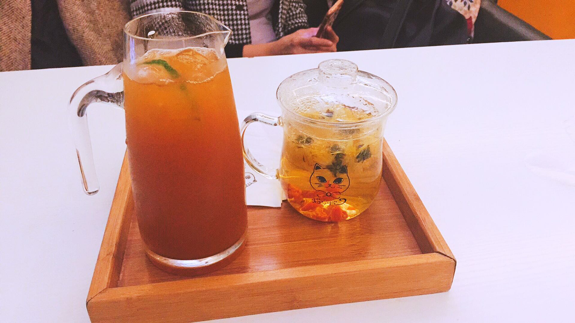 猫咪主题餐厅,大型撸猫现场曼谷猫咪咖啡馆推荐