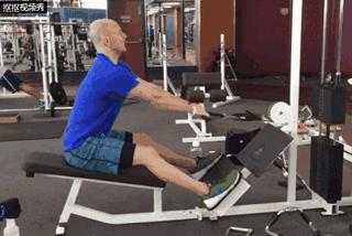 健身房一周训练计划健身动作教学,老年健身房一周健身计划表