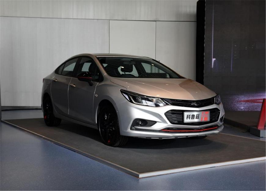 大黄蜂车型最新款,大黄蜂新款老款对比