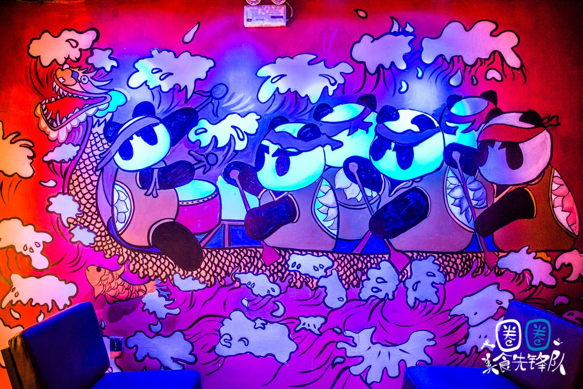 成都凌晨2点还在排队的贰麻酒馆，终于带着大熊猫来南昌了！