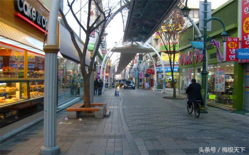 中国游客在韩国开启爆买模式，在机场被罚3万，网友却拍手称赞