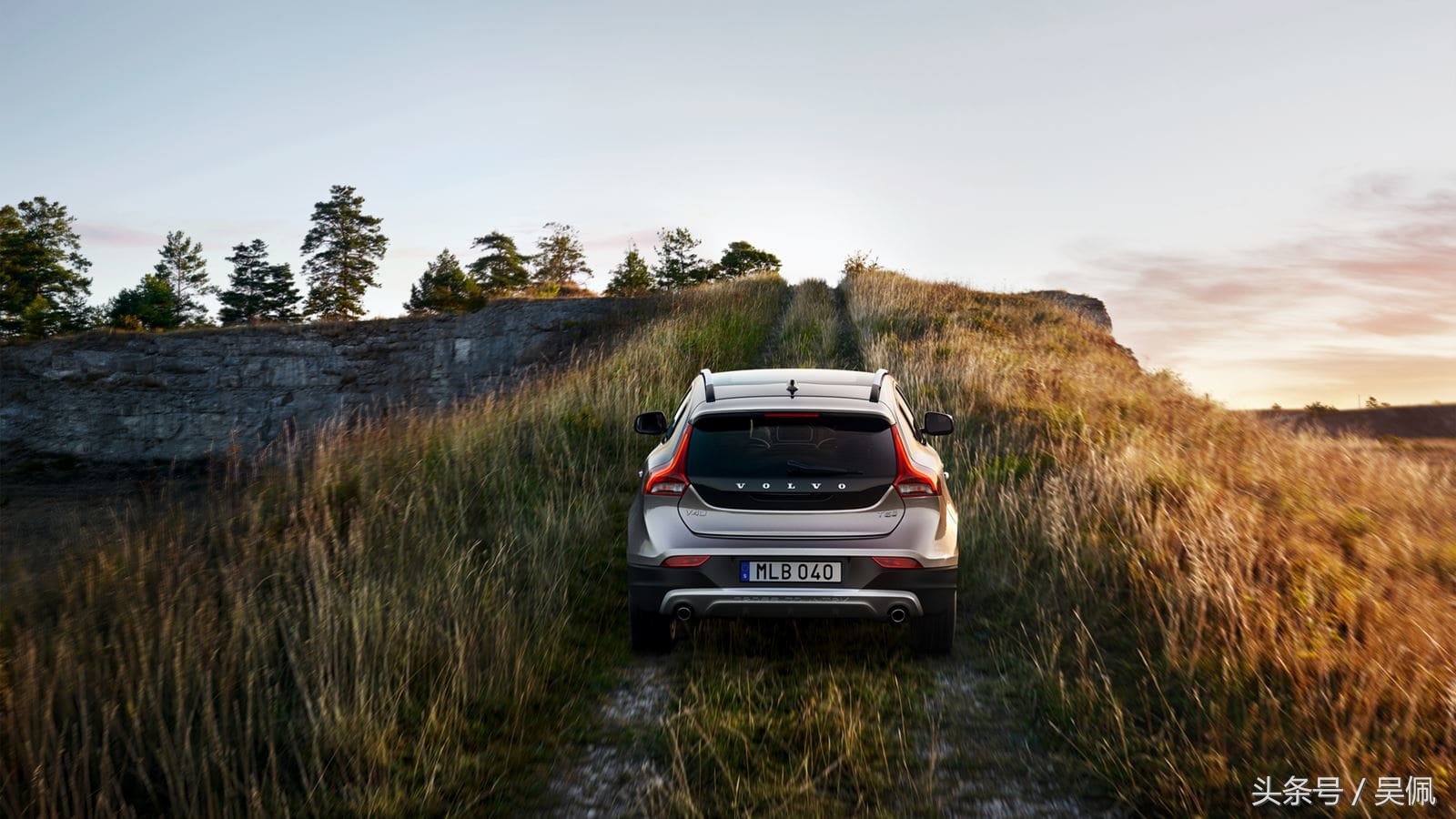 为何很多人愿意买二手豪车,为什么有人愿意买20万的车