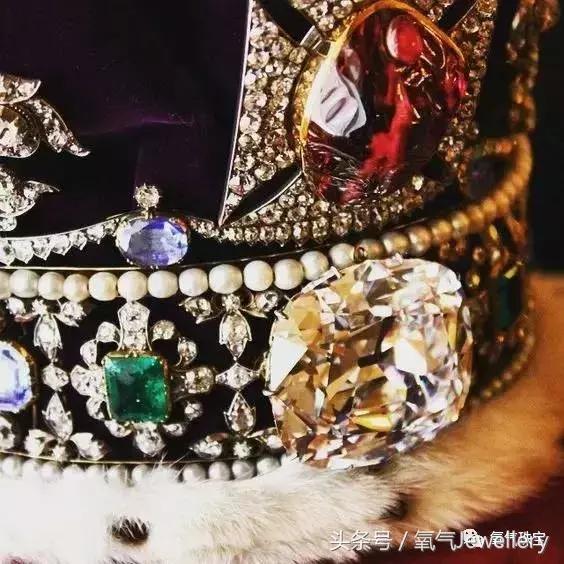 钻石对于女人的魅力,女人为什么对爱情如此执着