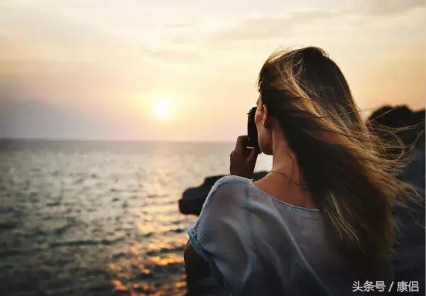 高冷是有原因的,高冷是一种病