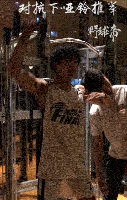 打球训练时很厉害实战发挥不出来,一周几次力量训练对打球有帮助