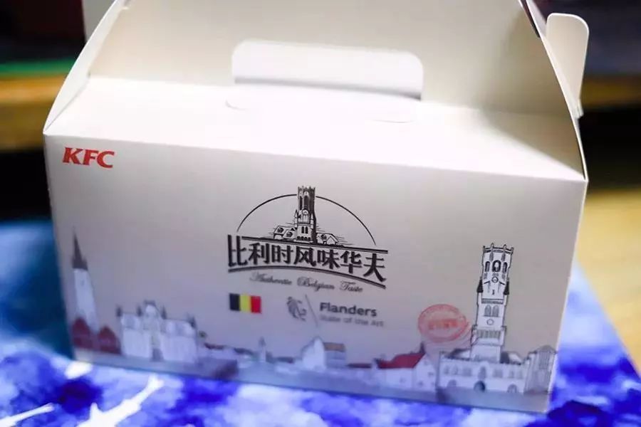 想买包？不用存钱不用代购！乐峰限量包包免费送，展开吸包大计！